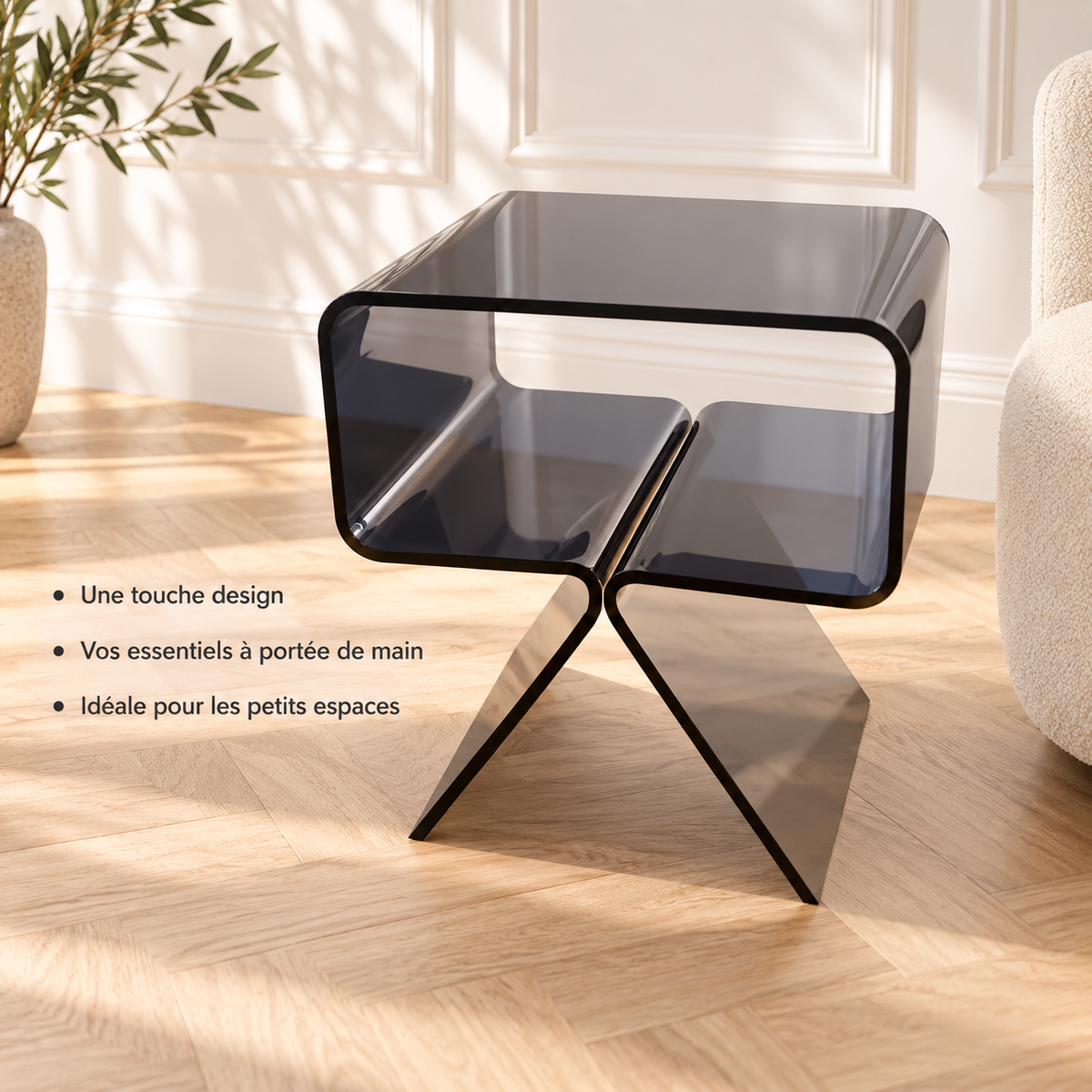 Table d’appoint gris fumé accompagnée de trois avantages : design, rangement accessible et format compact